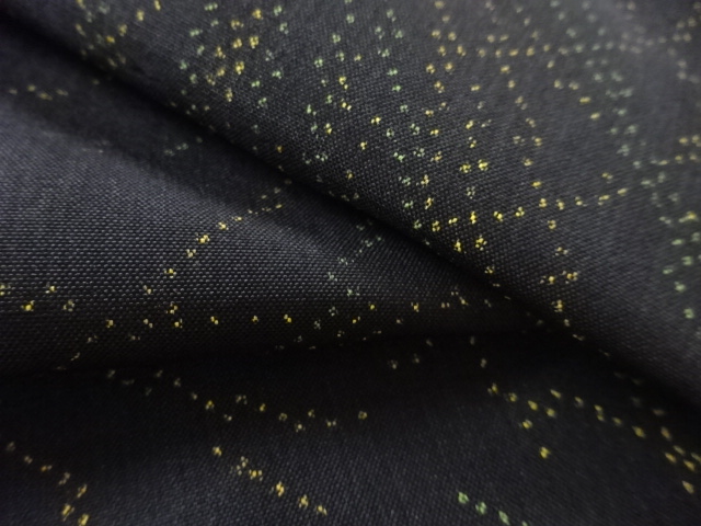  アンティーク　草葉模様本場大島紬着物（染）